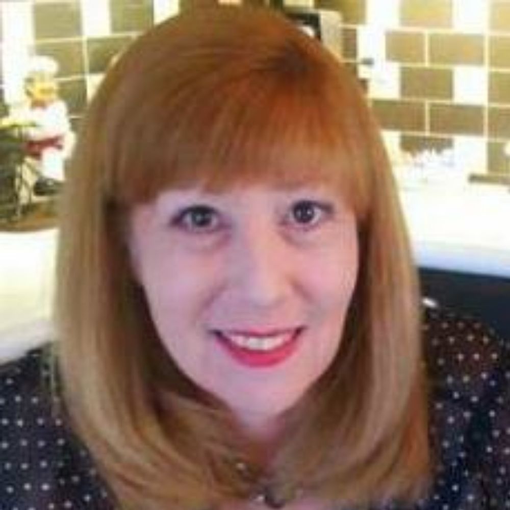 Meet your Posher, Laurie